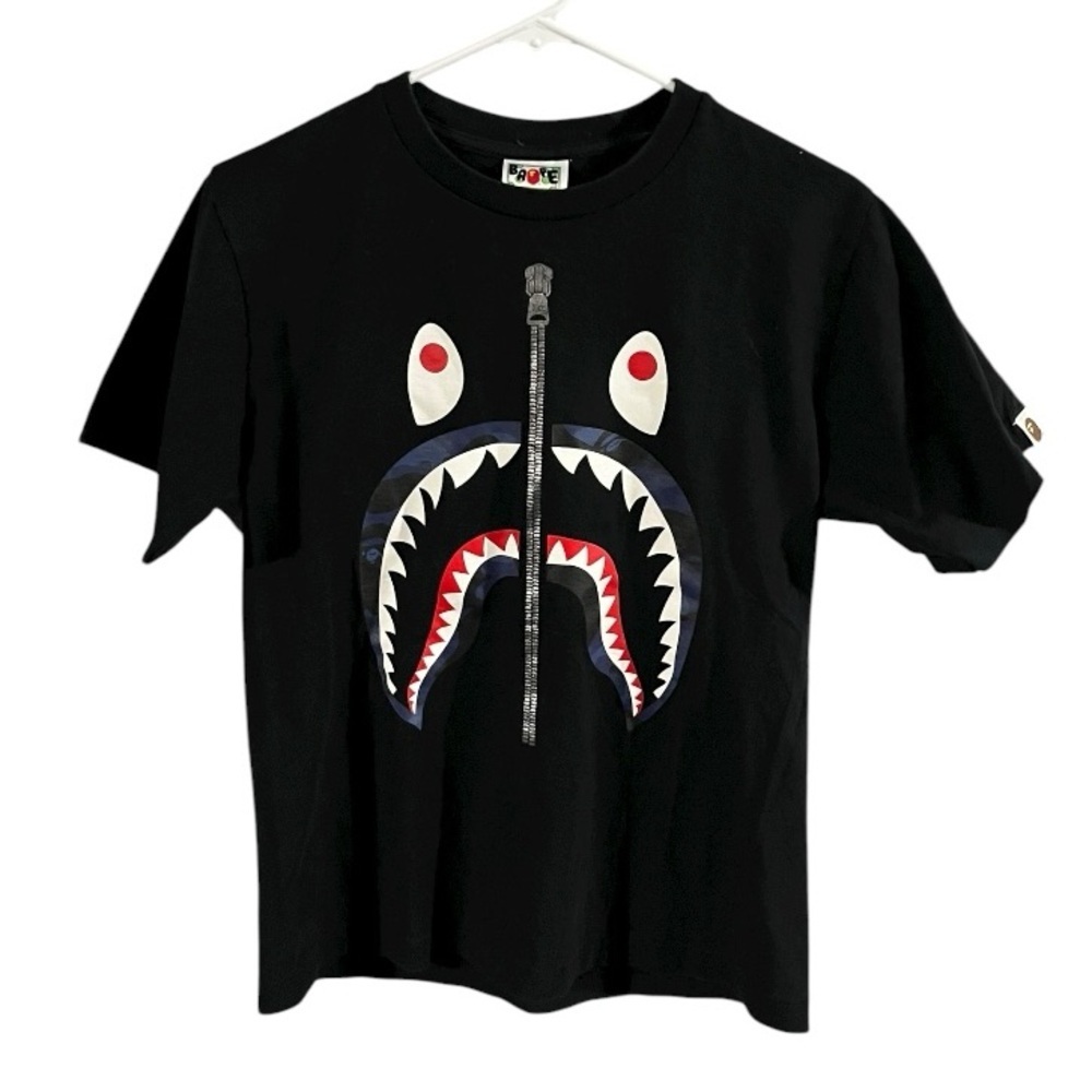 EUC BAPE Color Camo Shark Tee Size S - Picture 2 of 10